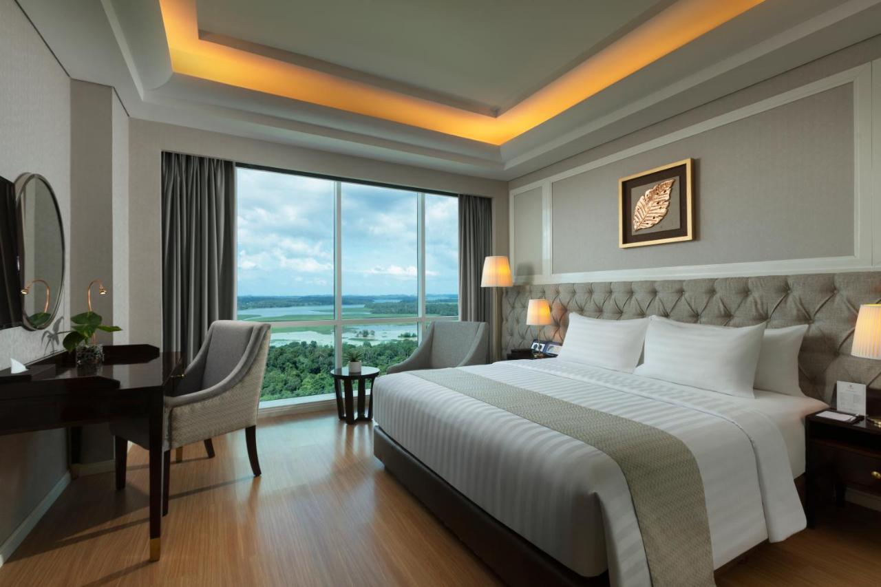 Wyndham Panbil Batam Hotel Ngoại thất bức ảnh