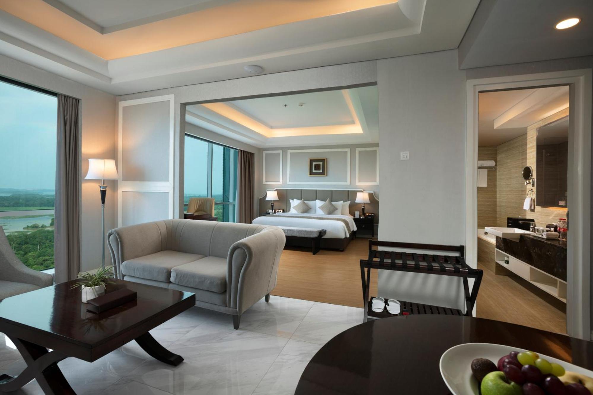 Wyndham Panbil Batam Hotel Ngoại thất bức ảnh
